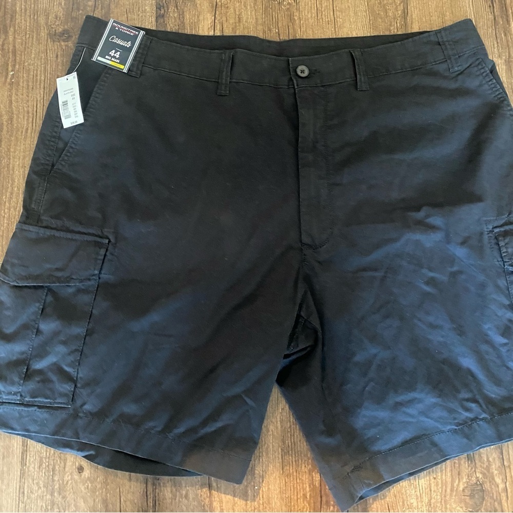 Men's Black Cargo Shorts NWT